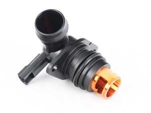 ES#3486412 - 11612458830 - Angled Crankcase Vent Hose Connector w/ Heating Element - Connects PCV line to intake manifold - Genuine BMW - BMW