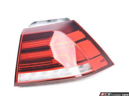 ES#3196289 - 5GM945096F - Outer LED Tail Light Assembly - Right - Genuine US-spec replacement tail light - Genuine Volkswagen Audi - Volkswagen