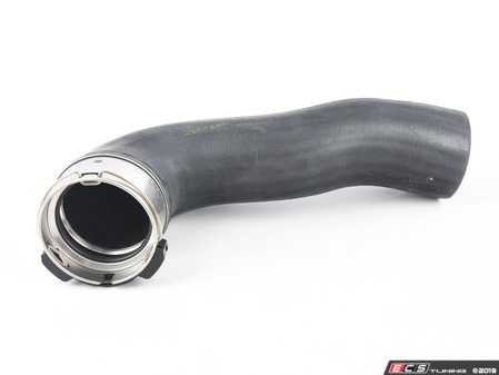 ES#3463025 - 1K0145832R - Intercooler Hose - Left - Connects the left side or "cold side" of the intercooler to the pressure pipe - Hudson - Audi Volkswagen