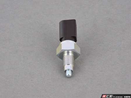 ES#2894411 - 02T945415P - Back-Up Light Switch - Bolt in style, check style before ordering - Vemo - Audi Volkswagen