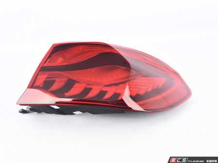 ES#3185475 - 63217441768 - Right Rear Tail Light - On Body  - M4 GTS Tail Lights - Genuine BMW - BMW