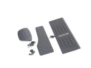 ES#2840379 - P716299BLACK - Rennline 3-Piece Rubber Grip Pedal Set - Black - Improve the look of your interior and fine-tune your driving experience - Rennline - Porsche