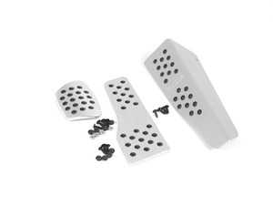 ES#2840374 - P716295SILVER - 3 Piece Pedal Set - Rubber Grip - Silver (RHD) - Throttle, Brake, and Dead Pedal - Rennline - Porsche