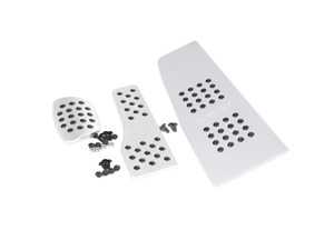 ES#2840360 - P716255SILVER - Rennline 3-Piece Pedal Set - Silver - Silver finish with rubber grip - includes gas, brake, and dead pedals - Rennline - BMW