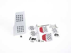 ES#2839236 - A122P6053SLVRED - 4 Piece Pedal Set - Rubber Grip - Black Pedals / Red Extensions - Throttle, Clutch, Brake, and Dead Pedal - Rennline - Porsche