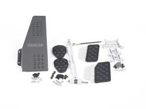 ES#2839222 - A122P6051BLKSLV - 4 Piece Pedal Set - Rubber Grip - Black Pedals / Silver Extensions - Adjustable Throttle, Clutch, Brake, and Dead Pedal - Rennline - Porsche