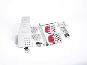 ES#2839200 - A122P2111SLVRED - 4 Piece Pedal Set - Perforated - Silver Pedals / Red Extensions - Throttle, Clutch, Brake, and Dead Pedal - Rennline - Porsche