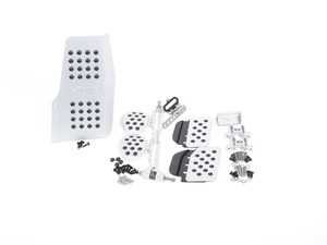 ES#2839181 - A121P6053SLVBLK - Rennline (Rev2) - 4PC Pedal Set - Rubber Grip - Silver Pedals / Black Extensions - Throttle, Clutch, Brake, Dead Pedal - Rennline - Porsche