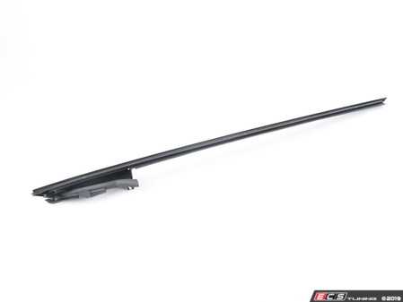 ES#2767499 - 51377295572 - FINISHER, SIDE WINDOW, REAR - Genuine BMW - BMW