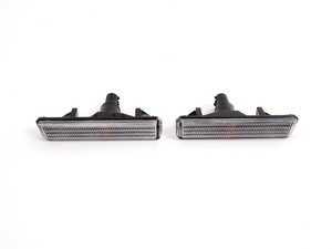 ES#2090768 - 63137165845 - Clear Fender Sidemarker Kit - Pair - This kit incldues both left and right side OEM sidemarkers - Genuine BMW - BMW