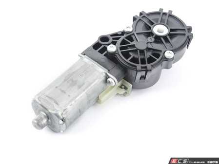ES#2996735 - 51258248308 - E46 Top Flap Electric Drive Motor - Assembly still in good shape? Just replace the drive motor. - Bosch - BMW