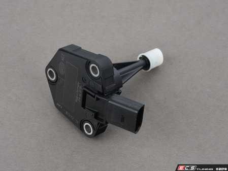 ES#3620053 - 03C907660S - Oil Level Sensor - Mounted on the bottom of the oil pan - Hella - Audi Volkswagen