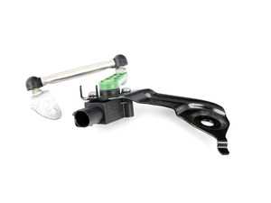ES#452377 - 8K0941310C - Rear Headlight Level Sensor - Right - Secured to the right rear control arm and body - Genuine Volkswagen Audi - Audi