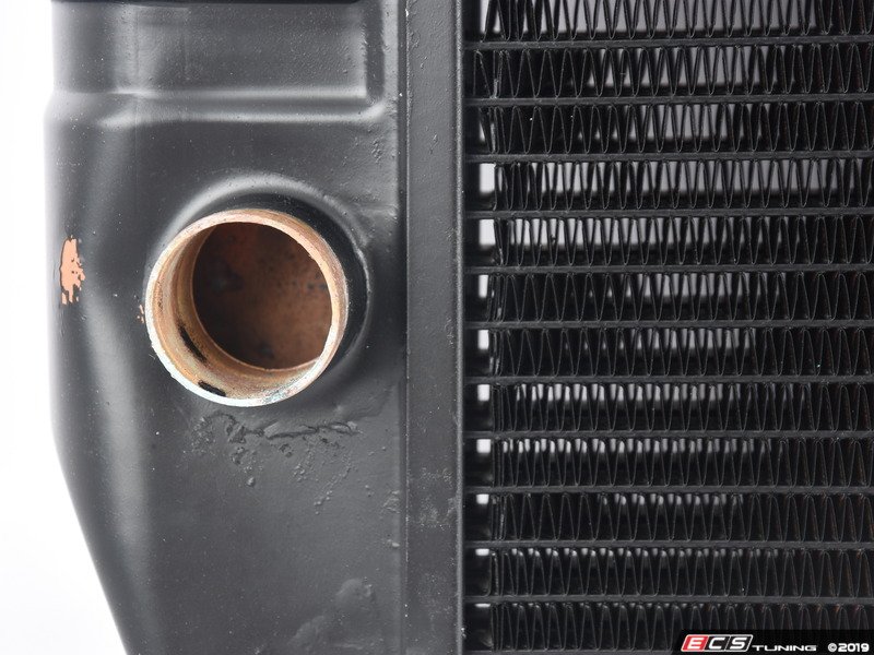 Genuine Mercedes Benz - 1085010501 - RADIATOR