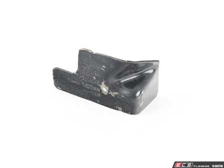 ES#3277310 - 95850234800GRV - Rear Fender Rail Bracket - Upper - Bracket for a Fender Rail - Genuine Porsche - Porsche