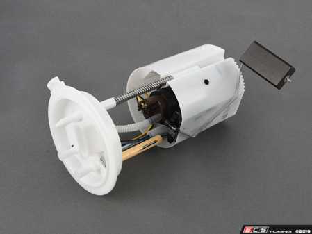 ES#3690046 - 1K0919051DA - Fuel Pump - Located on top of the tank, includes sending unit - Continental - Volkswagen