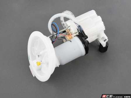 ES#3658455 - 16117243975 - Low Pressure Fuel Filter/Pump Assembly - Includes fuel pump, level sensor, fuel filter, and o-ring - Bosch - BMW