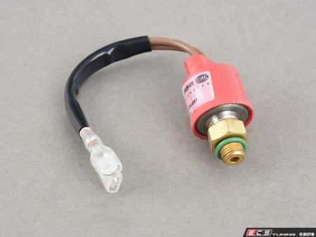 ES#3691318 - 0048206810 - A/C Pressure Switch - Priced Each - Located On The Receiver / Drier - Behr - Mercedes Benz