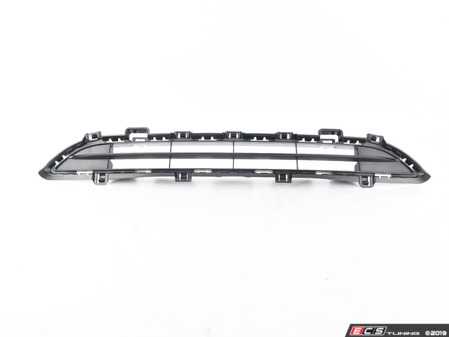 ES#2767644 - 51117338492 - GRILL, CENTER, UPPER, OPEN - Genuine BMW - BMW