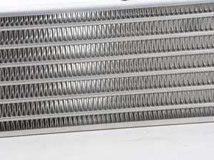 ES#2635500 - 2205000500 - Engine Oil Cooler - Keeps the engine oil cool to prolong engine life - Mahle-Behr - Mercedes Benz