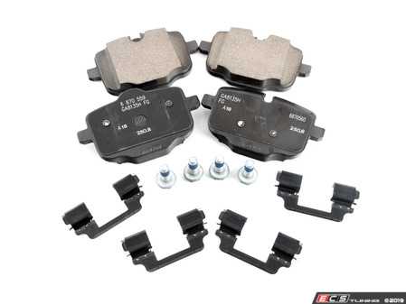 ES#2977499 - 34216870552 - Rear Brake Pad Set - Replace your worn-out brake pads - Genuine BMW - BMW