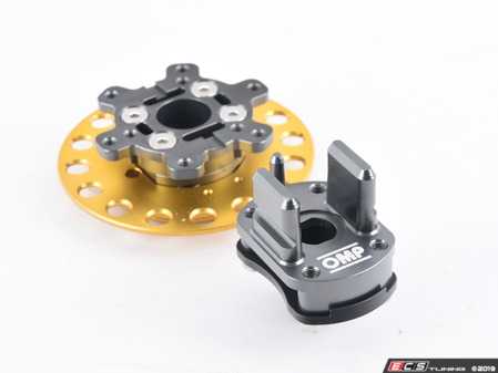 ES#3691515 - ODS/024/W - Racing Steering Wheel Quick Release - 6 Holes - Weld On - Quickly detach you steering wheel! - OMP - BMW