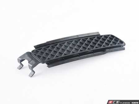 ES#74729 - 51117166608 - FOG LAMP COVER - Genuine BMW - BMW