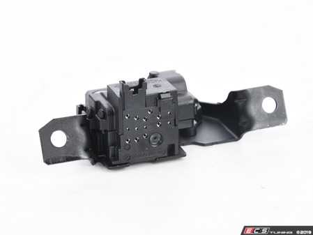 ES#4901440 - 51247337576 - Trunk Lid Lock - Mounts to the trunk and locks - Hudson - MINI