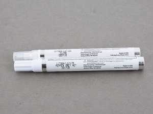 ES#4147067 - exdlstd7rKT - Pepper Grey Metallic Paint Pen - Priced Each - For paint code "D7R". (.39 fl oz) - Genuine Volkswagen Audi - Volkswagen