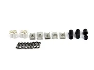 SET OF SMALL PARTS