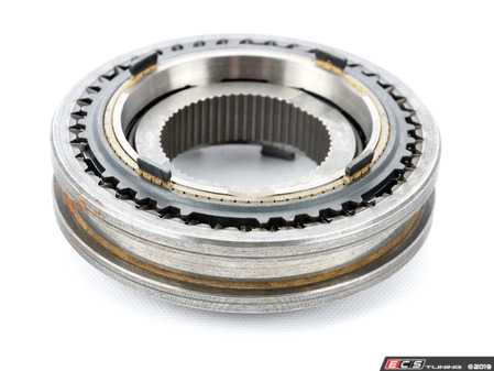 ES#2084929 - 086311301D - Synchronizing Hub  - Synchronizer set for 3rd and 4th gears on your 6-speed manual transmission R8 - Genuine Volkswagen Audi - Audi