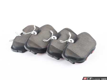 ES#3674662 - 34111162481 - E30 Front Brake Pads set - Quality replacement brake pads from an original equipment supplier - Brembo - BMW