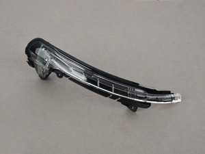 ES#3179281 - 4G5949102B - Turn Signal For Mirror Assembly - right Side - Keep your exterior lights illuminated - Genuine Volkswagen Audi - Audi