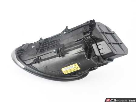 ES#3344774 - 99763115824 - Xenon Headlight Assembly - Right - Does not include control unit or Xenon bulb - Genuine Porsche - Porsche