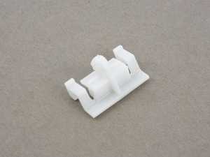 ES#1706864 - 1709880878 - CLIP - Genuine Mercedes Benz - Mercedes Benz