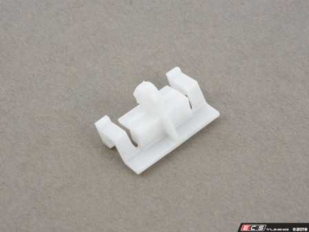 ES#1706864 - 1709880878 - CLIP - Genuine Mercedes Benz - Mercedes Benz