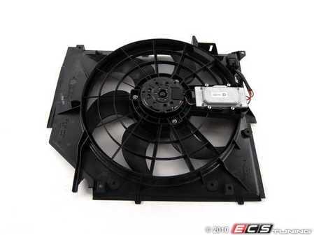 ES#1831968 - 17117561757 - Auxiliary Puller Fan Assembly - Cooling fan that is mounted behind the radiator - ACM - BMW
