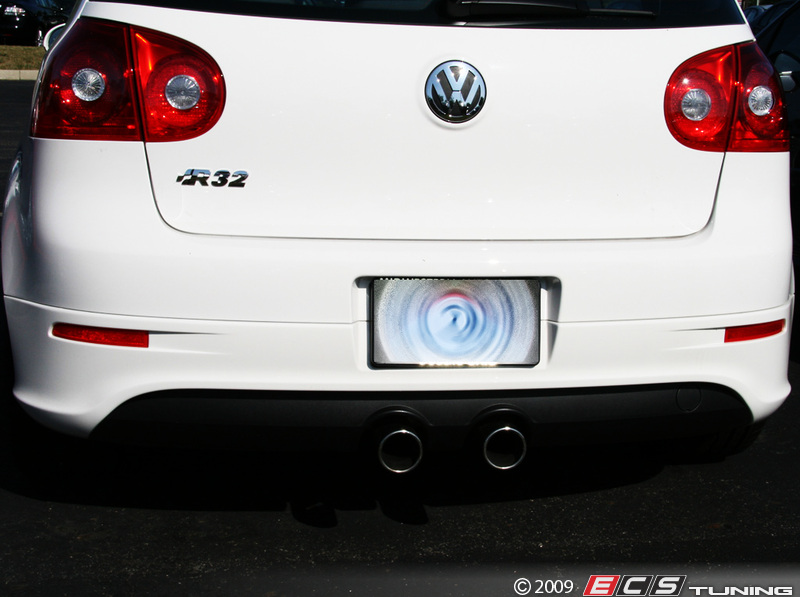 ECS News - Volkswagen MKV R32 Rear Bumper Conversion Kit