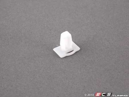 ES#124710 - 51478244458 - SILL COVER CLIP - Genuine BMW - BMW