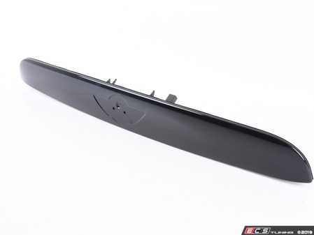 ES#2921838 - 51137362124 - TRUNK LID GRIP WITH KEY BUTT - (NO LONGER AVAILABLE) - Rear Hatch trim - Genuine BMW - 