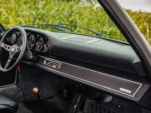 ES#4000527 - DA75BW2 - 69-89 911/912/930 Dash Backdate - Factory Style Basketweave Insert - Fix up your classic Porsche's center dash with Rennline's new period correct insert options - Rennline - Porsche