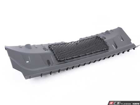 ES#2523560 - 51477231986 - Loading Sill Cover - Genuine BMW - BMW