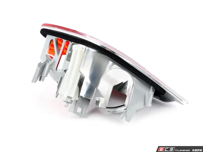 ULO - 63218364727 - E46 Trunk Mounted Tail Light - Left