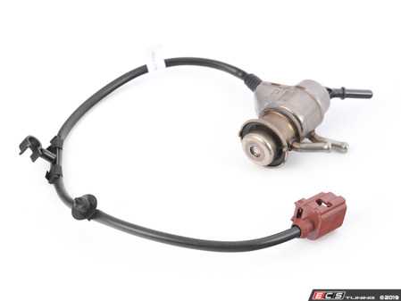 ES#3181740 - 04L131113Q - Adblue Injector - Sprays the reducing agent into the particulate filter - Genuine Volkswagen Audi - Volkswagen