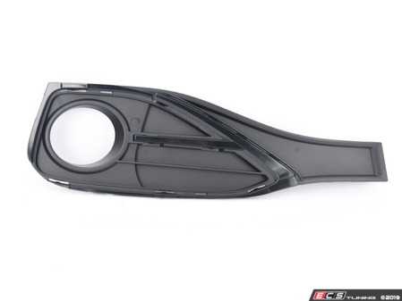 ES#2727906 - 51117309630 - CLOSED GRID, RIGHT - Genuine BMW - BMW