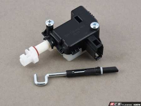 ES#2897241 - 1J0810773D - Fuel Door Actuator - This motor releases the lock on your fuel filler door - Vemo - Volkswagen