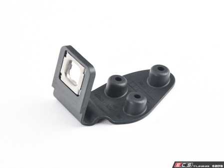 ES#461344 - 8R0998122 - Headlight Tab Repair Kit- Right Inner - Repair your broken or worn mounting tabs on your headlight housings - Genuine Volkswagen Audi - Audi