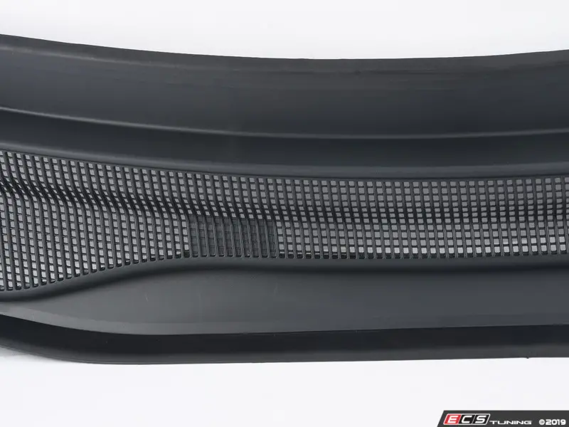 Genuine Volkswagen Audi - 7B0805097B - COWL (7B0 805 097 B) 