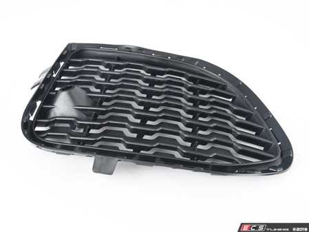 ES#2921571 - 51118056942 - GRILL, SIDE, CLOSED, RIGHT - Genuine BMW - BMW