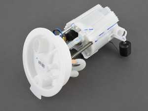 ES#4020133 - 16117243972 - Low Pressure Fuel Filter/Pump Assembly - Includes fuel pump, level sensor, and fuel filter - Bosch - BMW